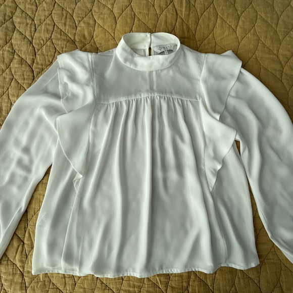 Wayf White Blouse - Picture 2 of 11